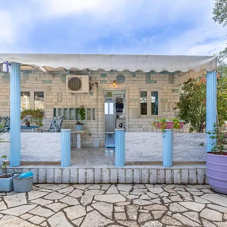 Paco's Standard 4 Διαμέρισμα Οζιάς