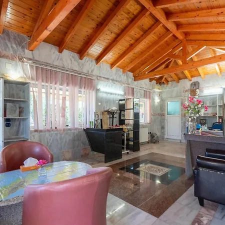 Paco's Standard 4 Διαμέρισμα