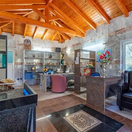 Διαμέρισμα Paco's Standard 4 Οζιάς